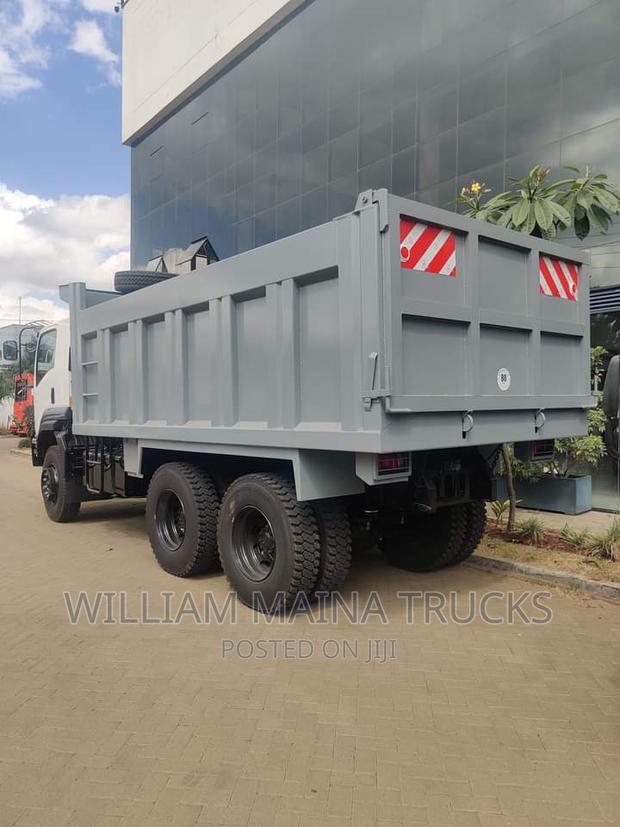Isuzu FVZ(34N) 2023 White - thumbnail 3