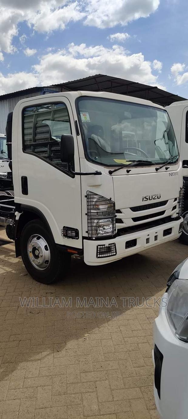 Isuzu NQR Truck - thumbnail 5