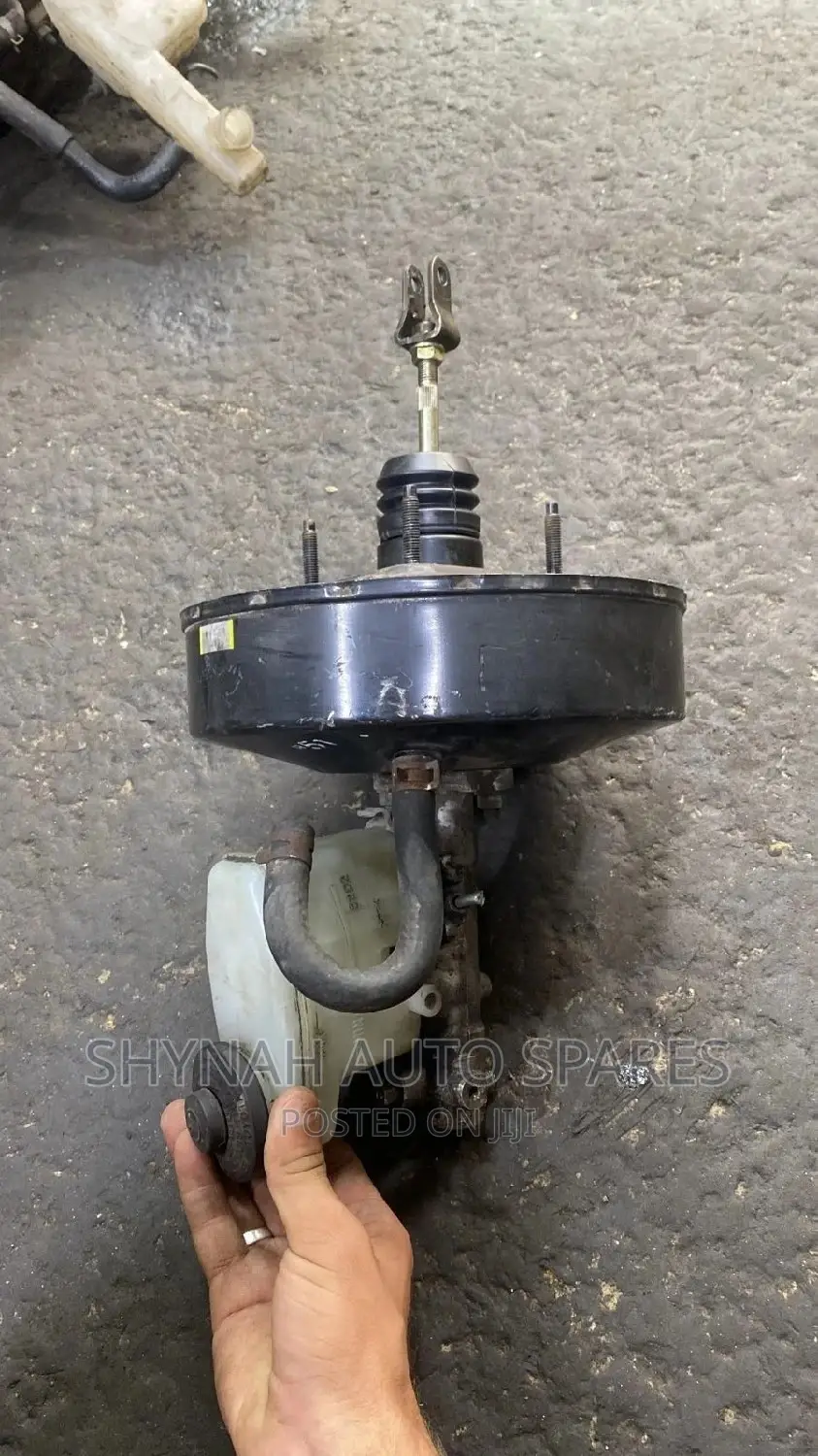 Brake Master Cylinder and Booster Toyota Townace Old Model