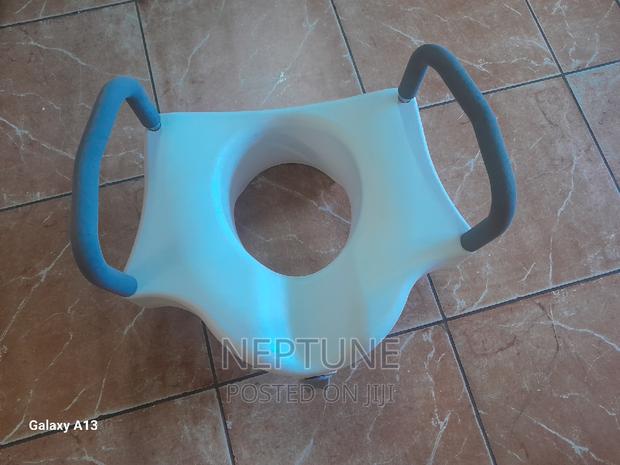Toilet Raiser