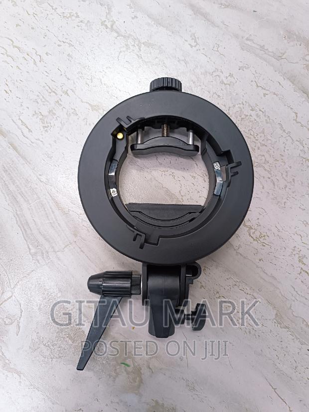 S Type Bracket for Bowens Mount Softboxes - thumbnail 3