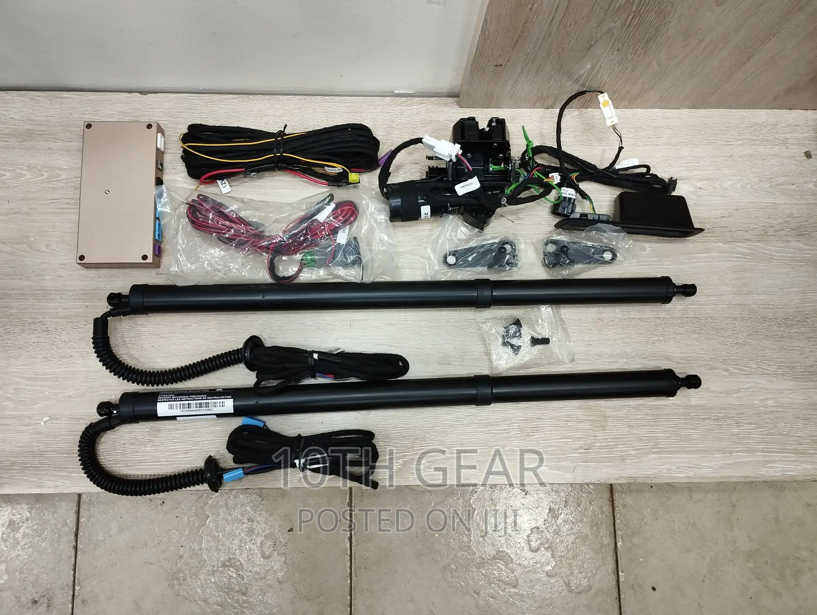 Lexus NX200 2015-2022 Boot Shock Electric Boot Shock