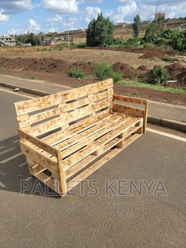 3/4 Seater Pallet Sofa. (#01,2) - main view