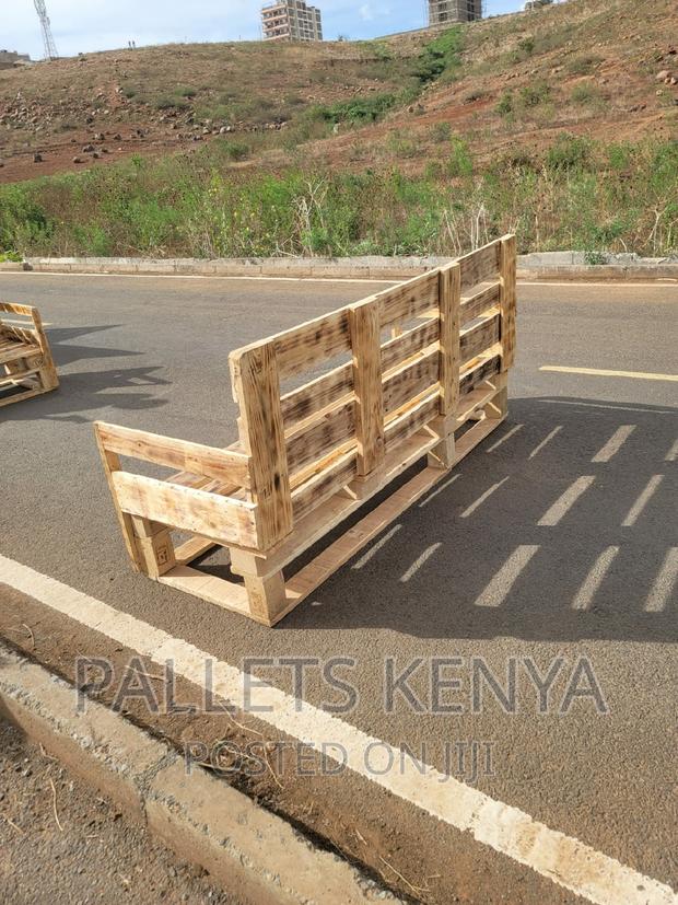 3/4 Seater Pallet Sofa. (#01,2) - thumbnail 2