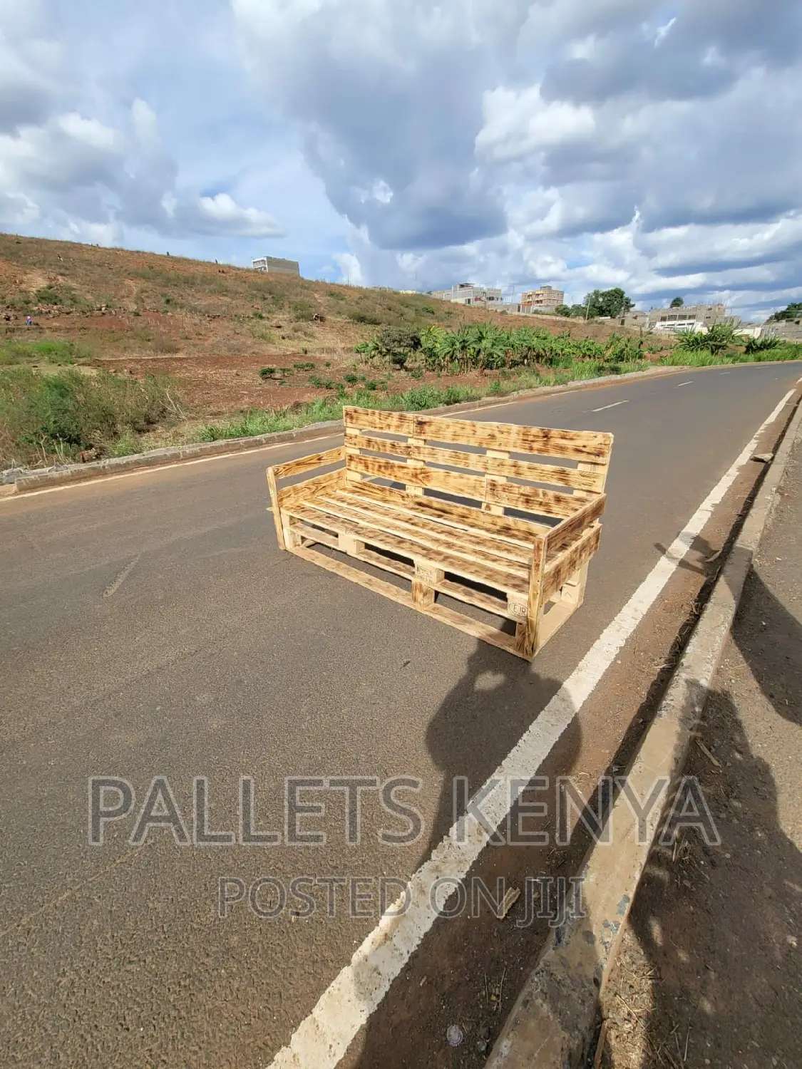 3/4 Seater Pallet Sofa.(#015,)