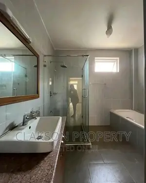 3bdrm Apartment in Kilimani for rent