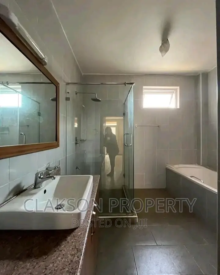 3bdrm Apartment in Kilimani for rent