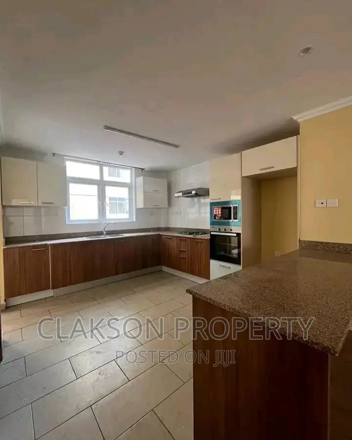 3bdrm Apartment in Kilimani for rent