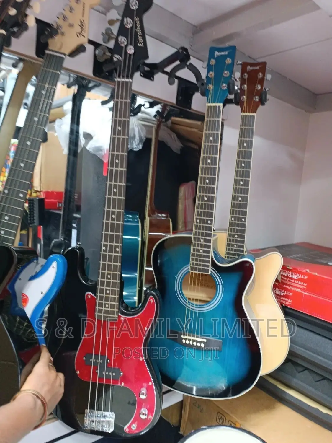 4 String Passive Bass Guitar