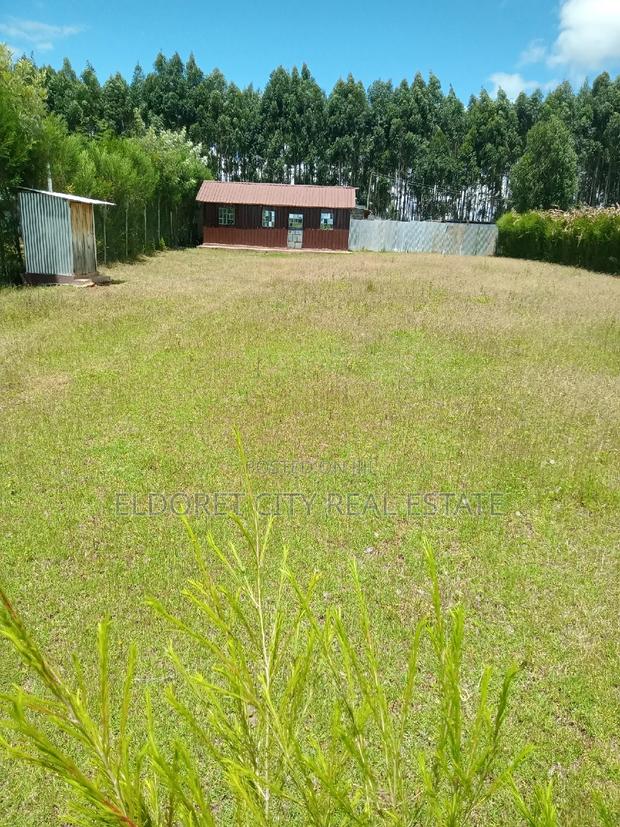 1/4 Plot Kiplombe With Title 100 Metres From Tarmac