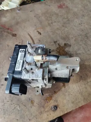 Toyota Prius Nhw20 Brake Actuator