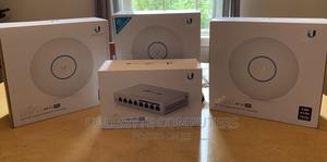 Ubiquiti Access Point Unifi PRO UAP-AC-PRO - thumbnail 2