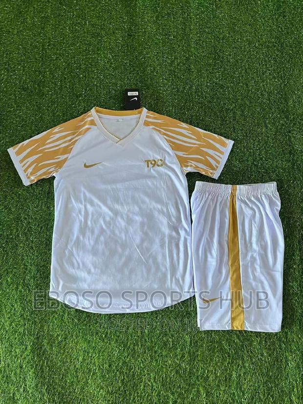White Nike Football Uniform - thumbnail 2