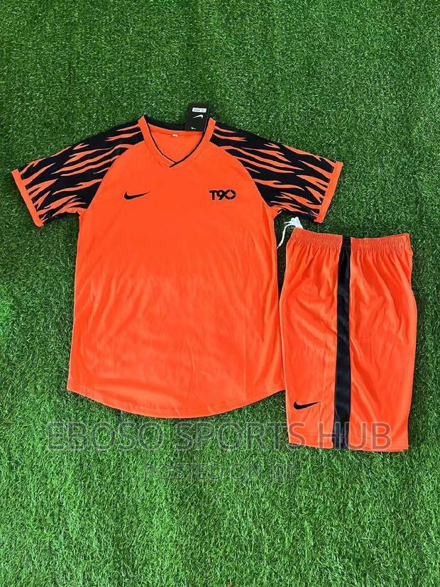 Yellow, Nike Football Uniform. - main view