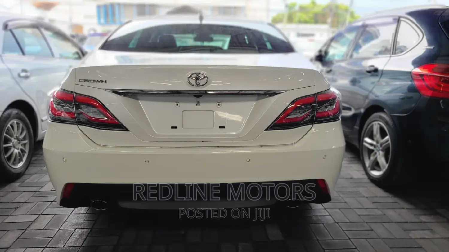 Toyota Crown 2018 Pearl