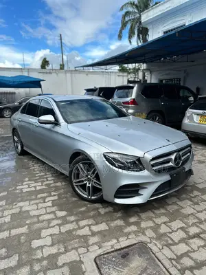 Mercedes-Benz E250 2017 Silver