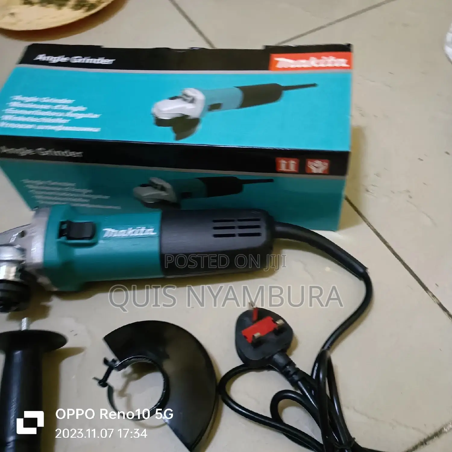 Electric Makita Grinder 4"