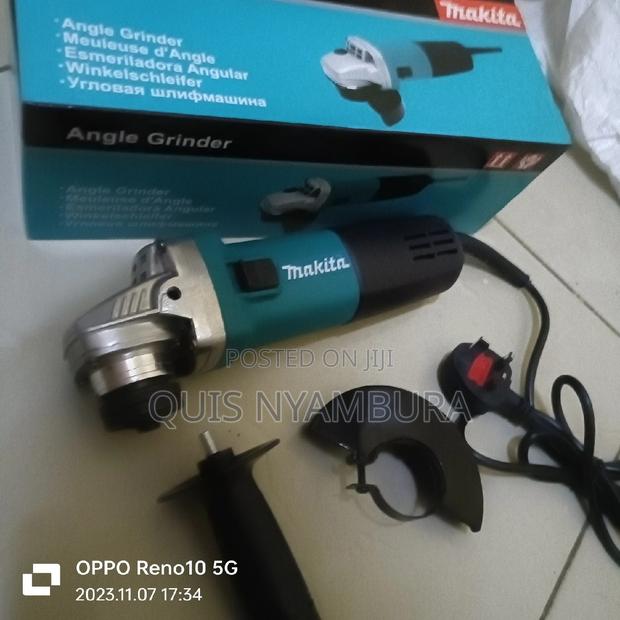 Electric Makita Grinder 4" - thumbnail 2