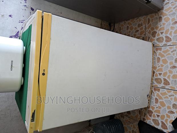 LG 90L Fridge - thumbnail 2