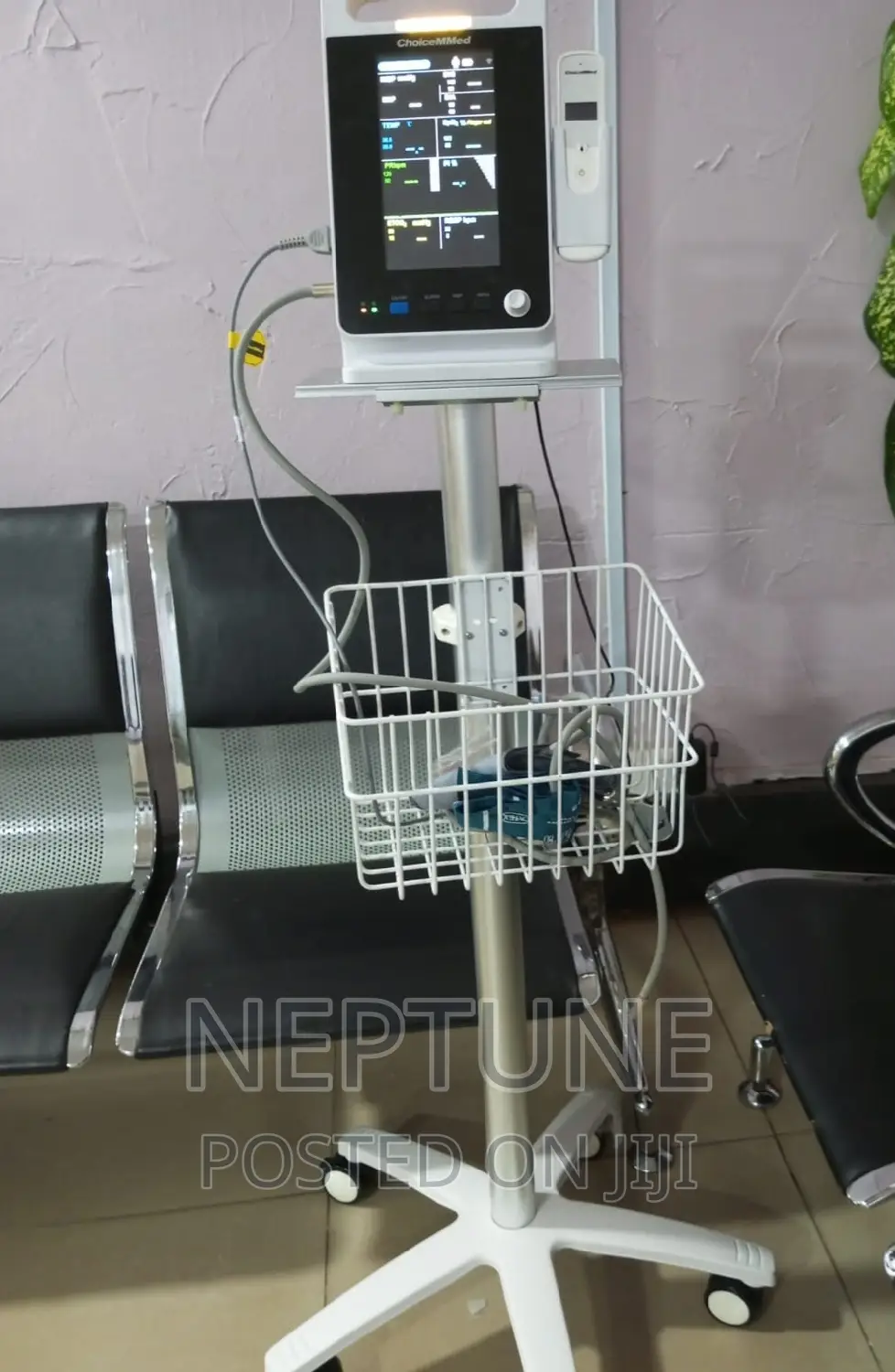 Vital Monitor Machine With Stand