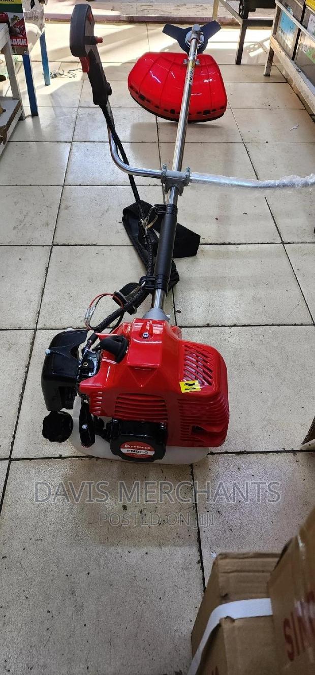 Brush Cutter Machine With Accessories - thumbnail 2