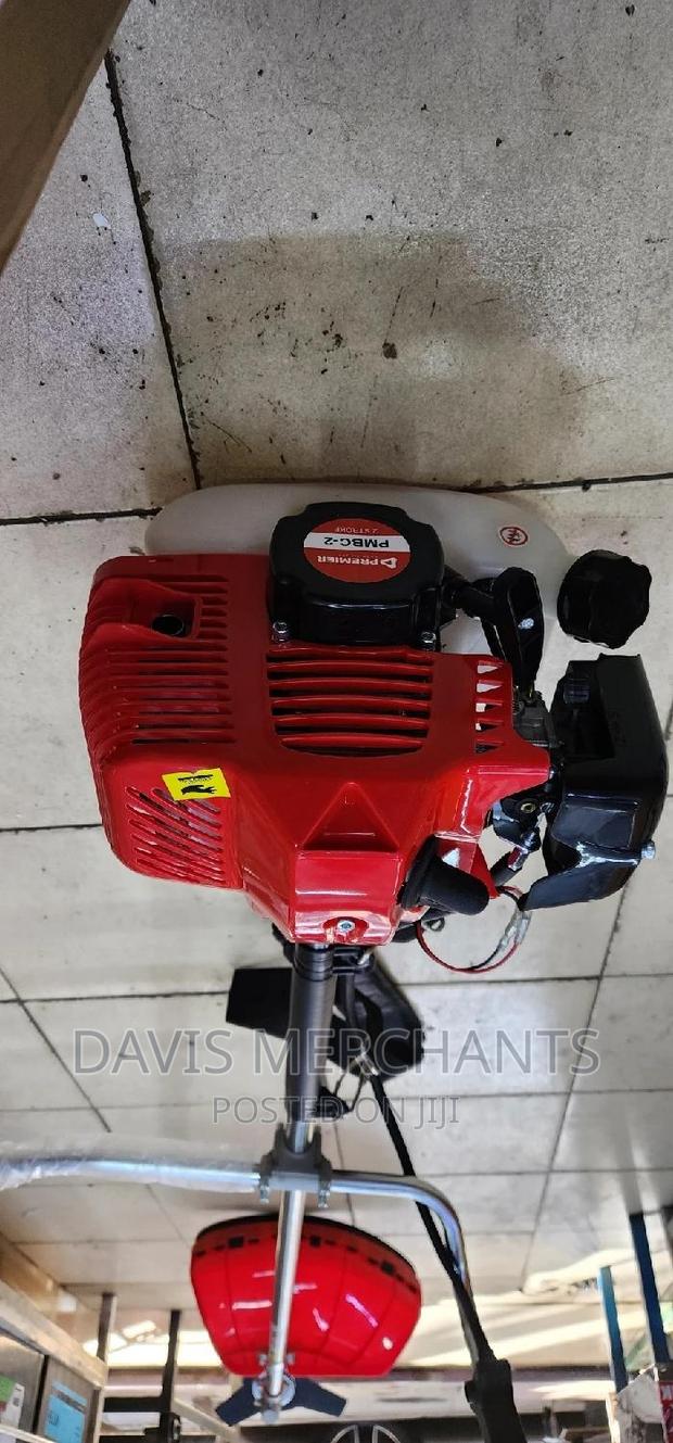 Brush Cutter Machine With Accessories - main view