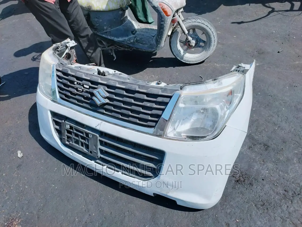 Suzuki Wagon R 2015 Nosecut