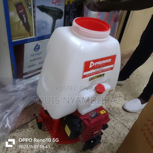 4 Stroke Knapsack Sprayer - thumbnail 2