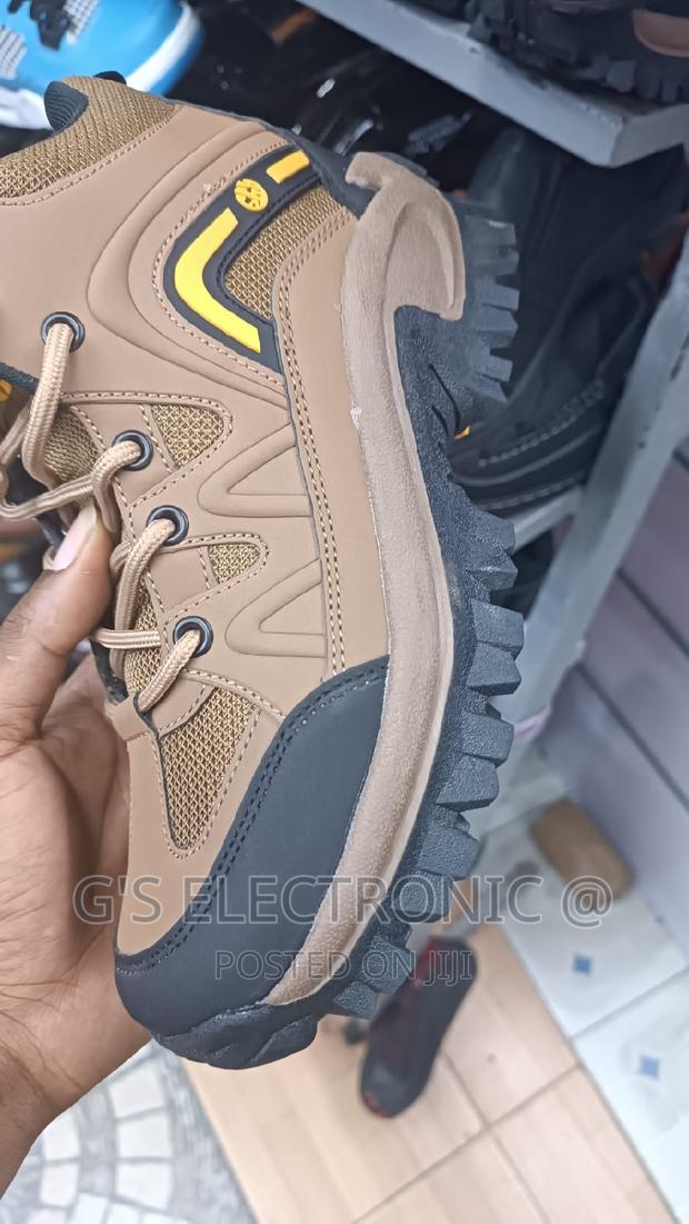 Hiking Boots Shoes (Best Quality) - main view