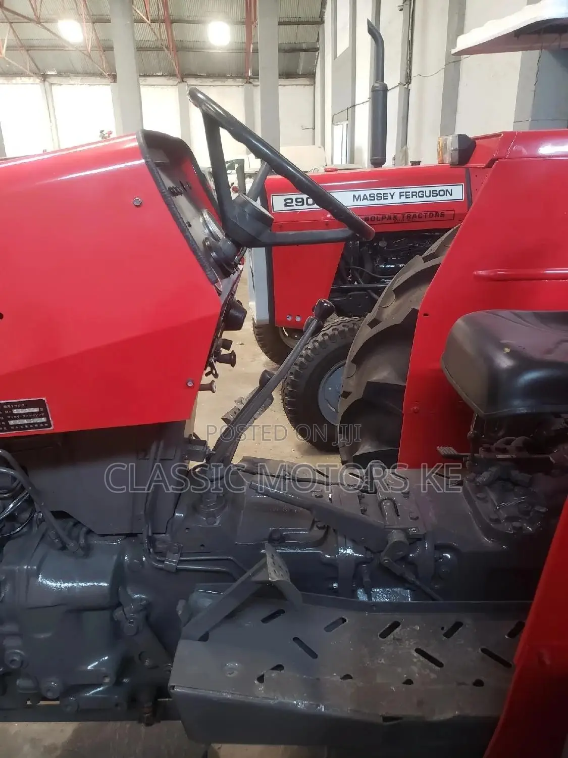 Massey Ferguson MF 290, 4 Wheel Drive Tractor