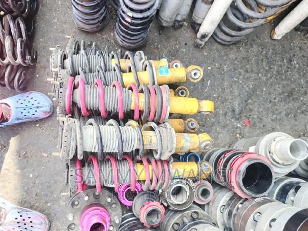 Subaru Blistain Shocks Impreza Legacy for Ex