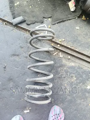Toyota Belta Front Coil Springs for Ground Clearance