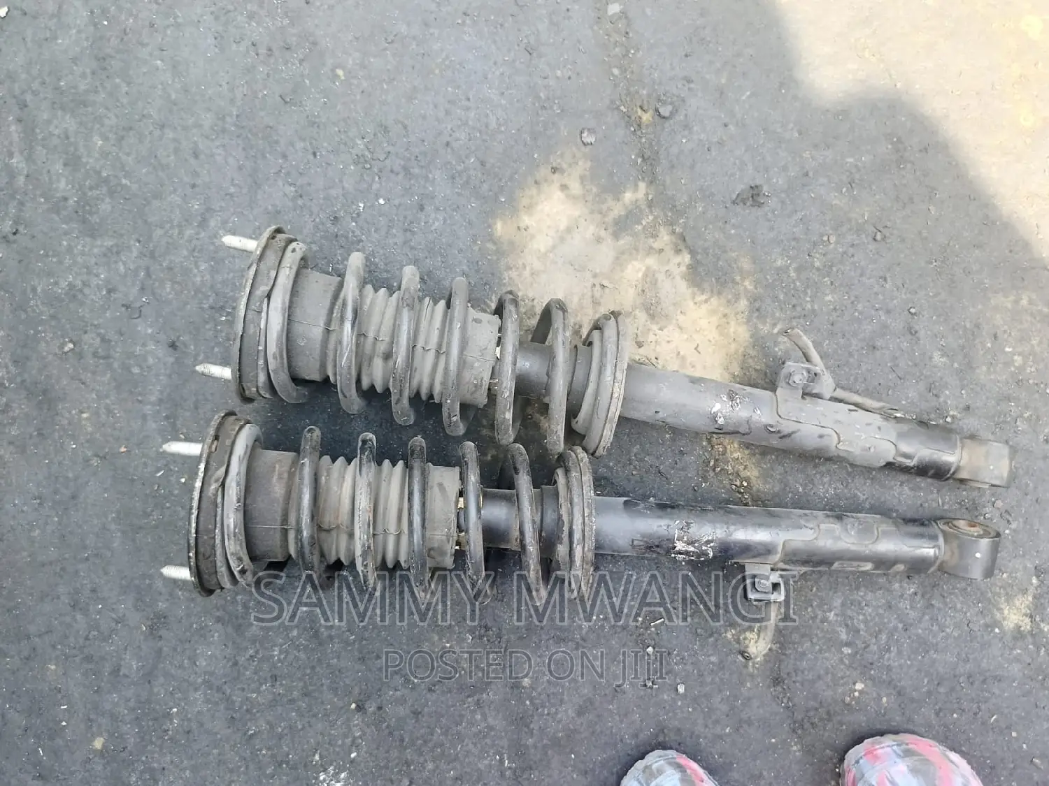 Toyota Crown Mark X Complete Shocks