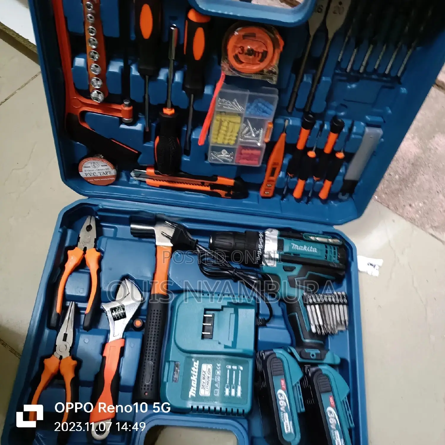 Makita Cordless Drill/Rechargeable Drill Set