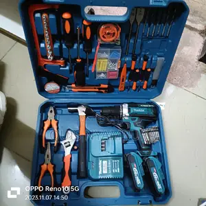 Makita Cordless Drill/Rechargeable Drill Set