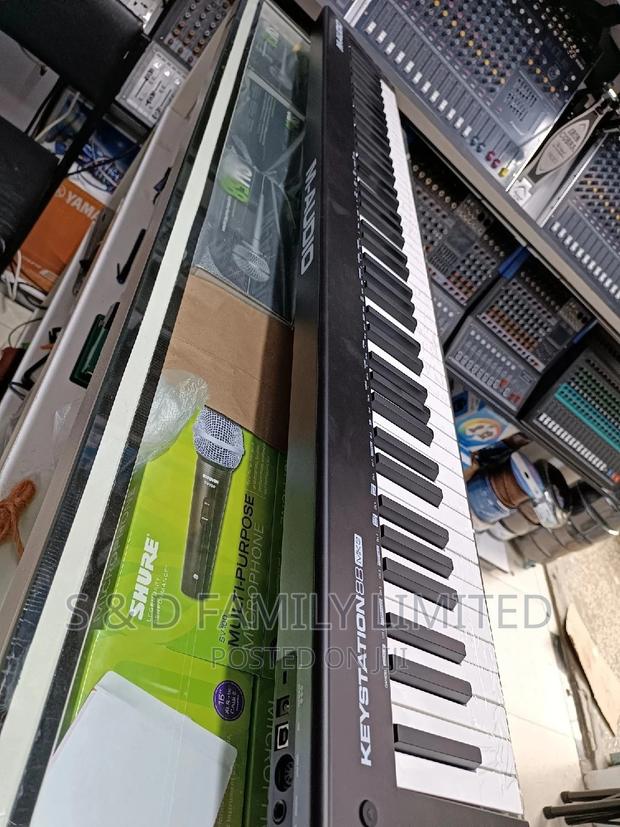 M-Audio Keystation 88 MK3 88-Key Keyboard Controller - thumbnail 3