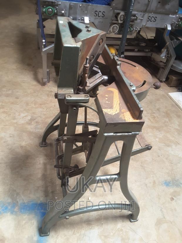 Photo Frame Making Machine. - thumbnail 3