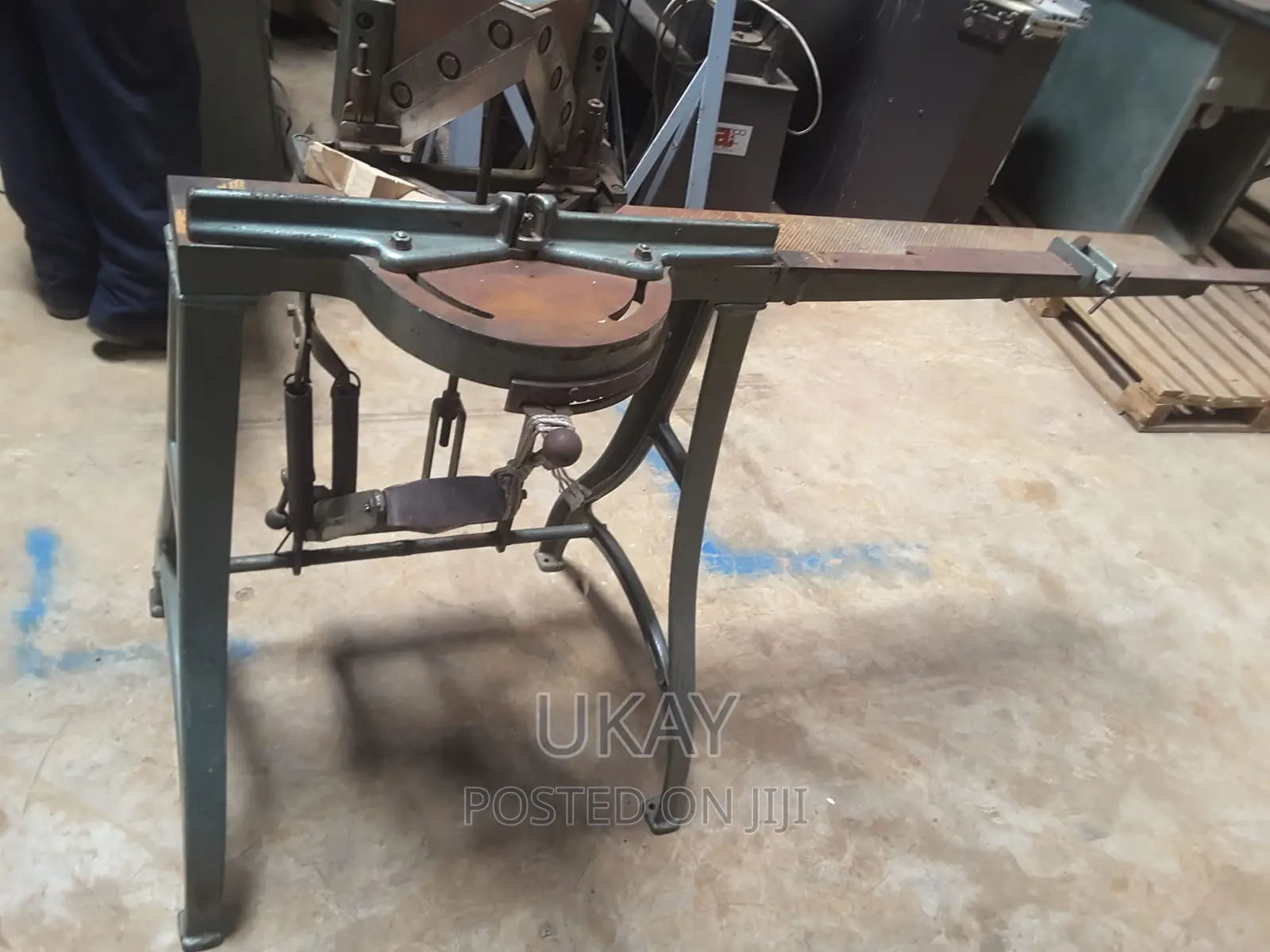 Photo Frame Making Machine.