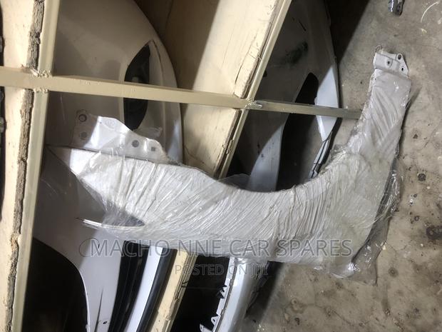 Toyota Crown Royal 2010 Fender - thumbnail 2