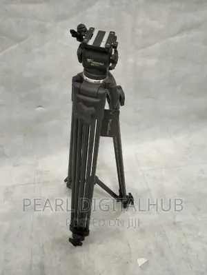 Weifeng Wf 717 Tripod Stand With Fluid Hydraulic Head
