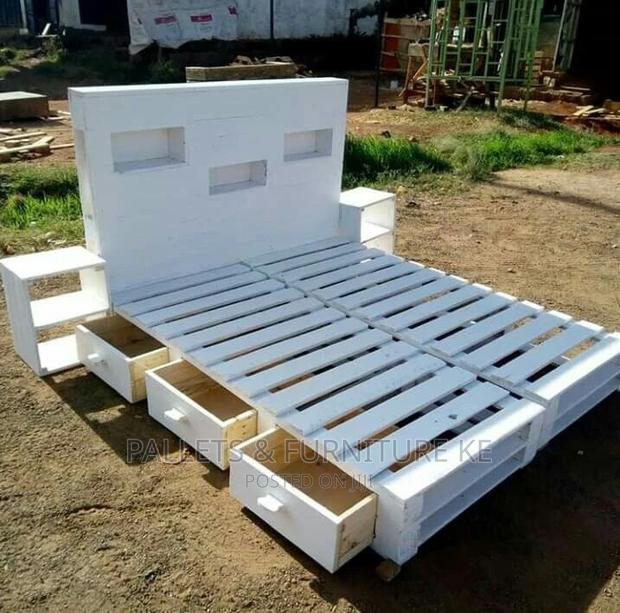 4 by 6 Pallet Bed #76