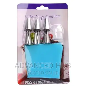 Cake Decorating Set