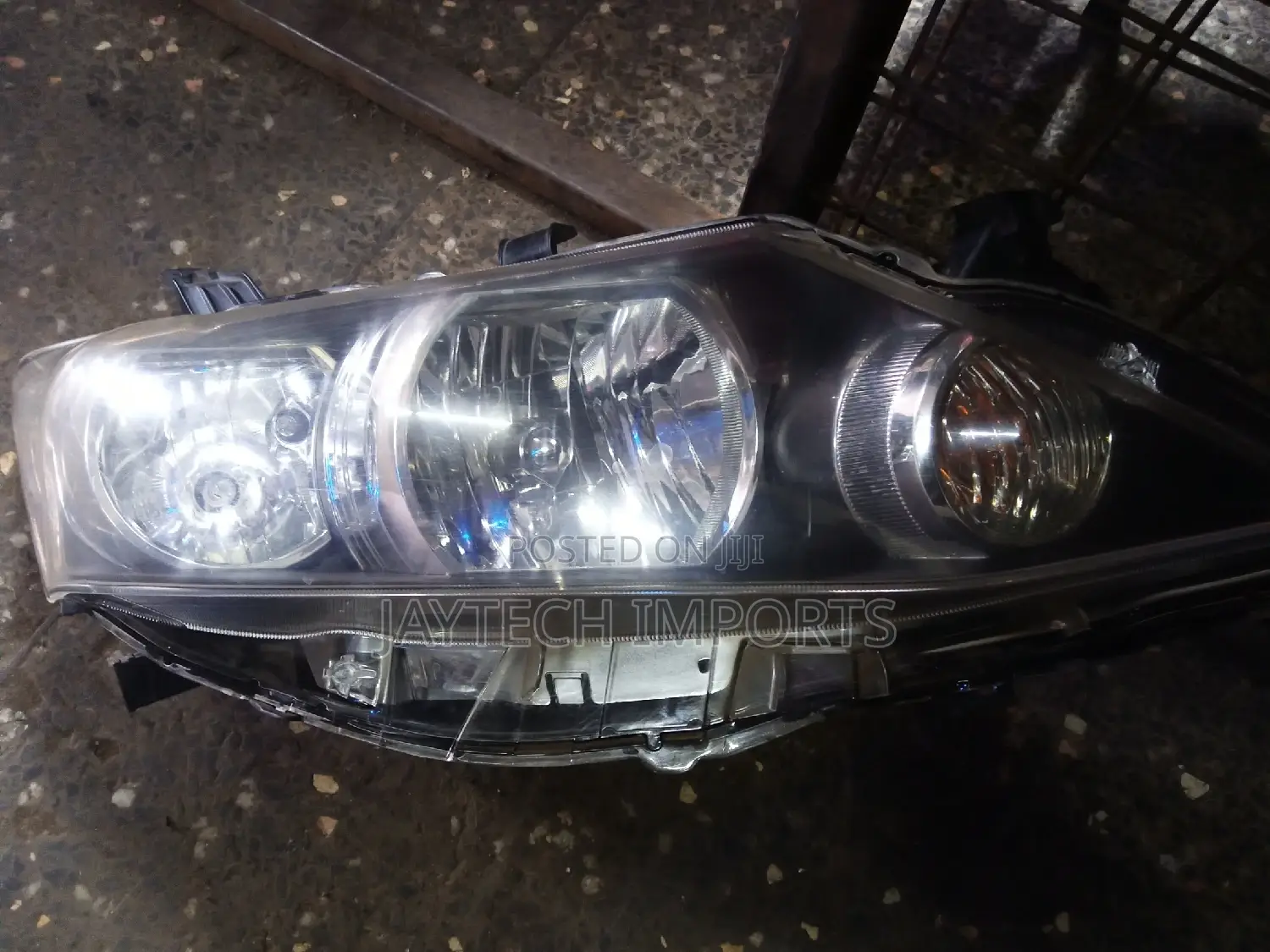 Allion 265 RHS Non Xenon Headlamp