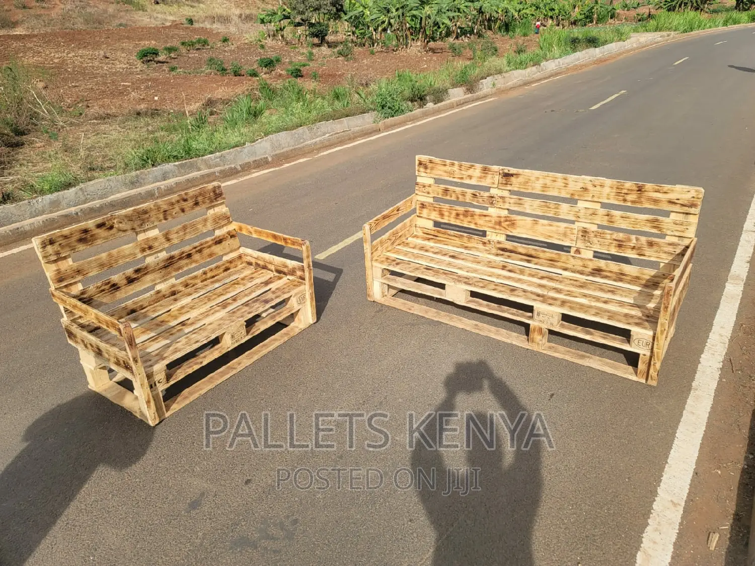 Wooden Pallets Seat - 7 Seater Pallet Sofa. (#WT02)