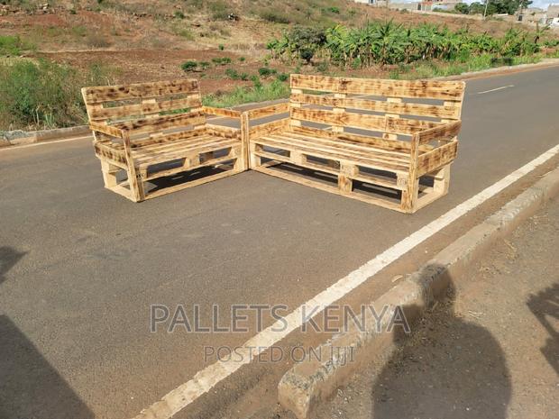 7 Seater Pallet Sofa. (#TE098)