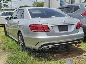 Mercedes-Benz E250 2016 Silver