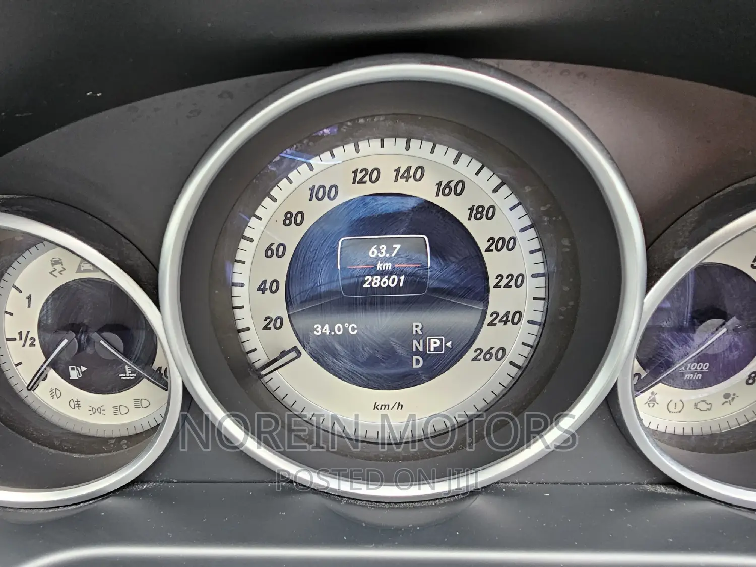 Mercedes-Benz E250 2016 Silver