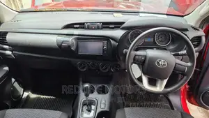 Toyota Hilux 2017 Red