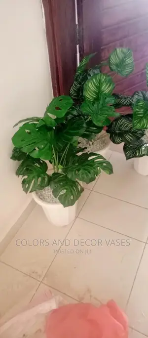 Plants Artificial With Vase