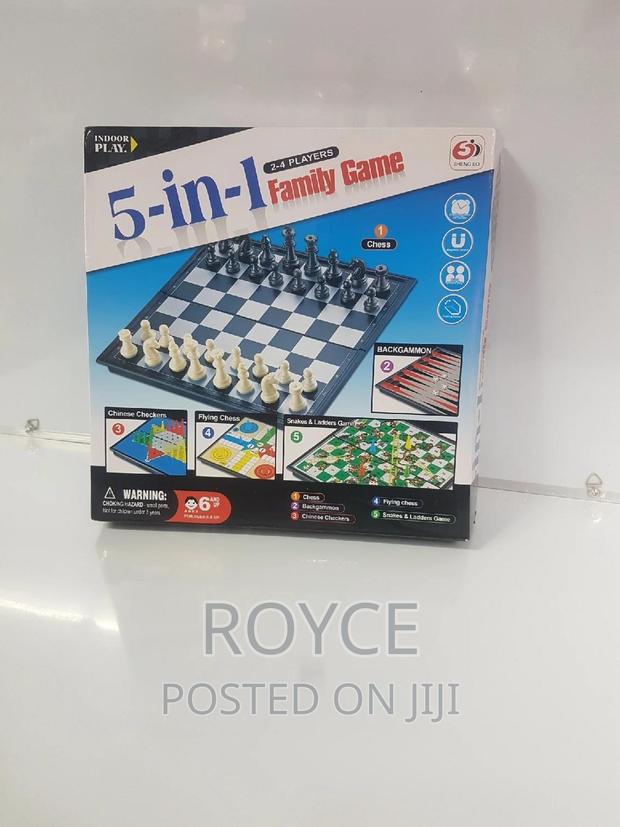 5 in 1 Family Game - main view